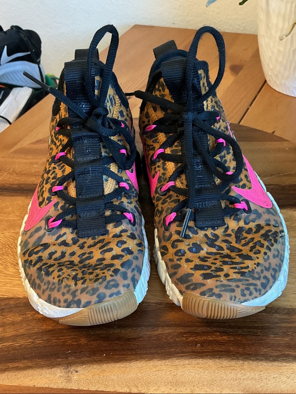 Nike Metcon 3 Leopard-Print Sneakers with Black and Hot Pink Swoosh 7.5
